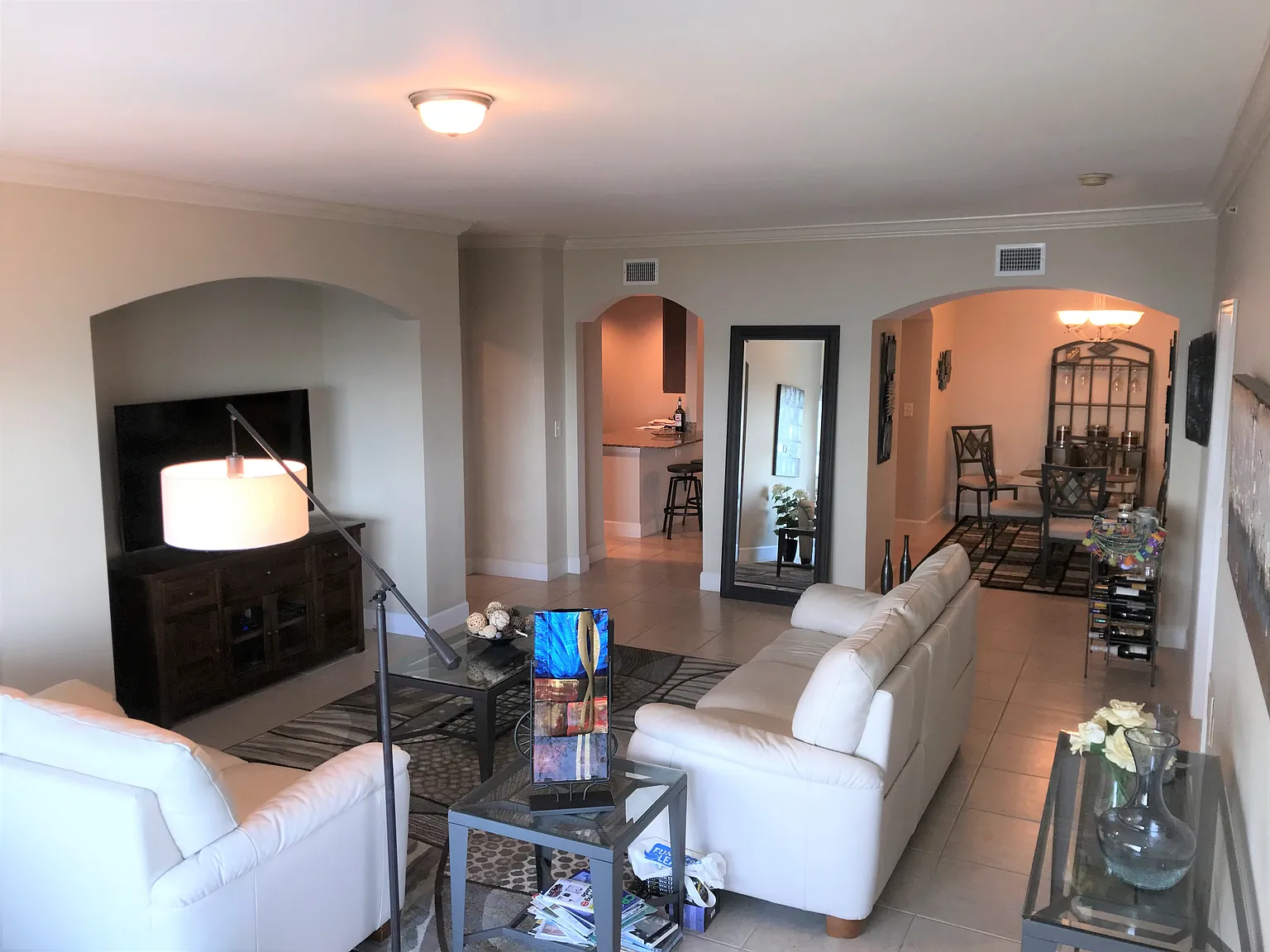 2 bed, 1575 sqft, $2,900 — Photo 4