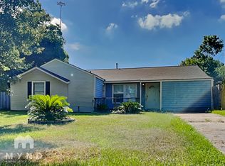 305 Sherbrooke Ct, Pasadena, TX 77503