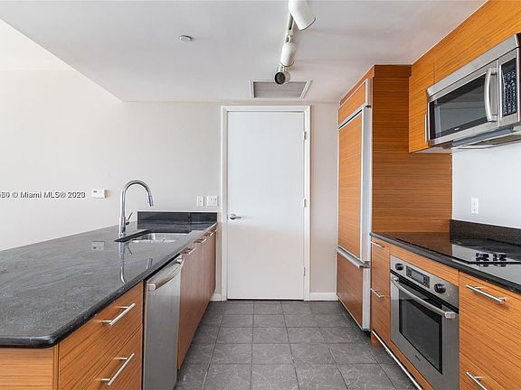 4th image of 50 Biscayne Blvd APT 4604