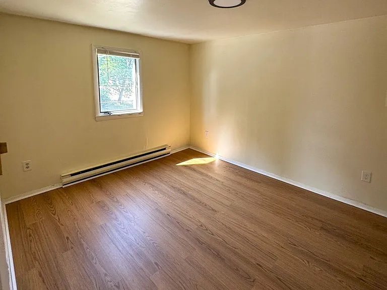 Tilton Apartments — Photo 5