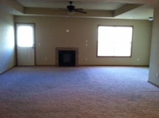 2172 E Timber Oak St, Republic, MO 65738