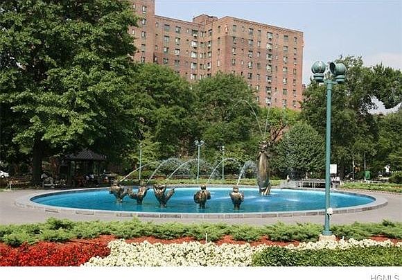 2nd image of 2240 E Tremont Ave #3FL