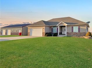 10523 Howe Rd, Lexington, MO 64067