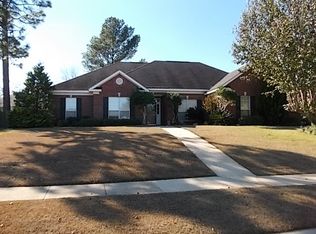 552 Summerlake Dr E, Mobile, AL 36608
