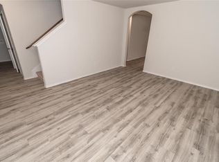 8714 Lar Ree Oaks Cir, Houston, TX 77028