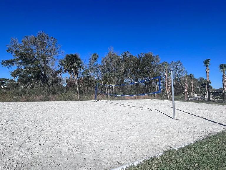 15237 Shady Palms Ln — Photo 23