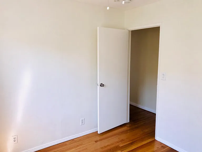 2cd bedroom