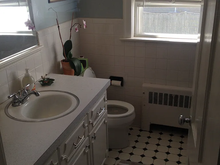 287 Washington St — Photo 11