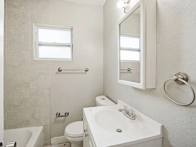 8419 N Semmes St — Photo 13