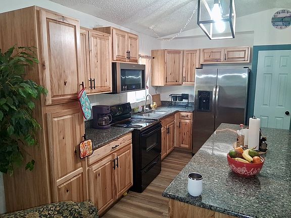 5th image of 1804 Redman Dr
