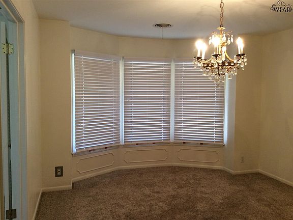 4th image of 2020 Hiawatha Blvd