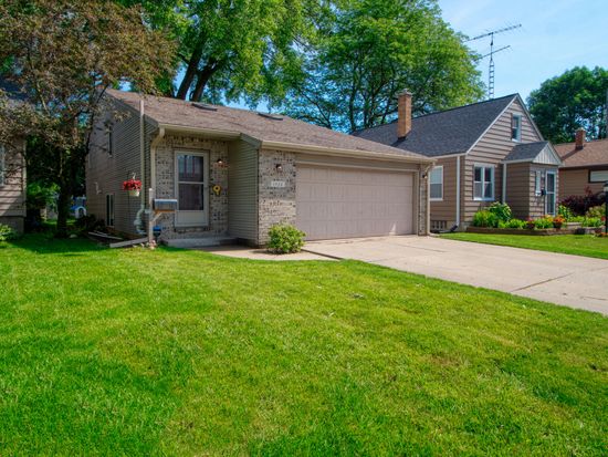 1922 38th St, Kenosha, WI 53140