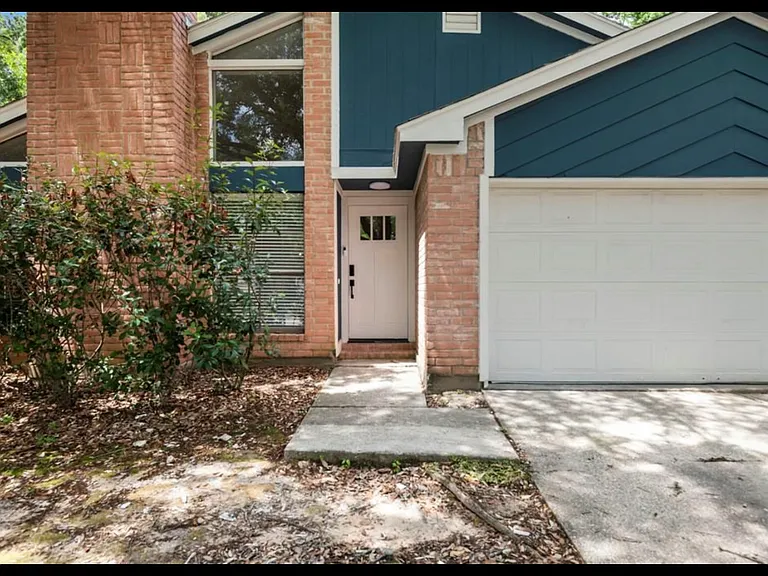 2311 Lexington Woods Dr — Photo 25