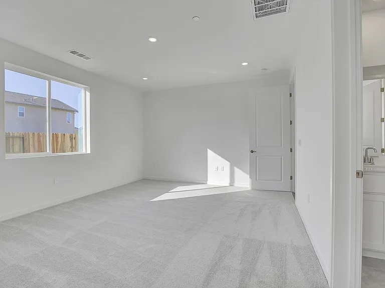 1745 Folger Way — Photo 5