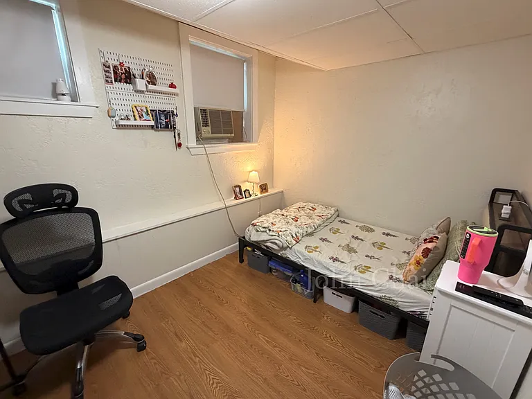 8 Vinal St #1 — Photo 10