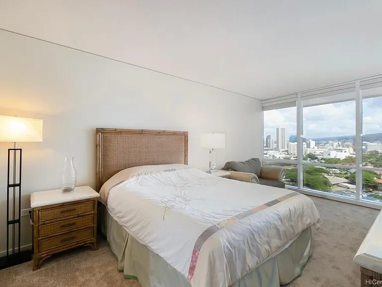 1288 Kapiolani Blvd #2201 — Photo 4