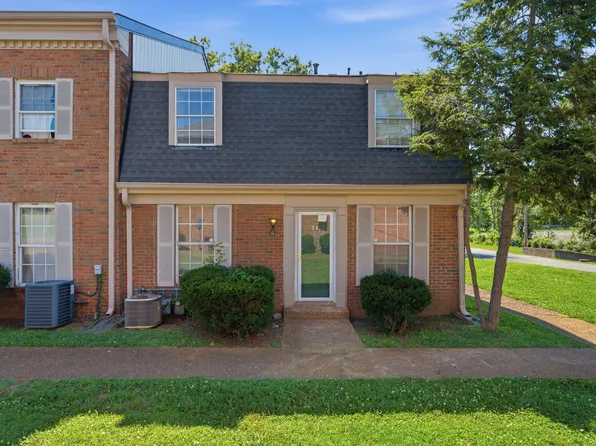 323 Forest Park Rd #7-5, Madison, TN 37115