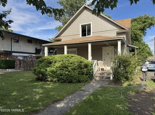 9 Hall Ave, Yakima, WA 98902