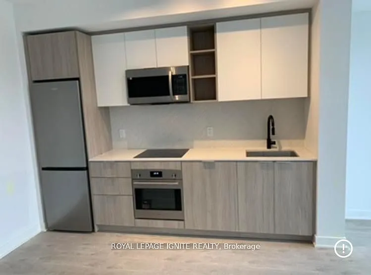 36 Zorra St #203 — Photo 4