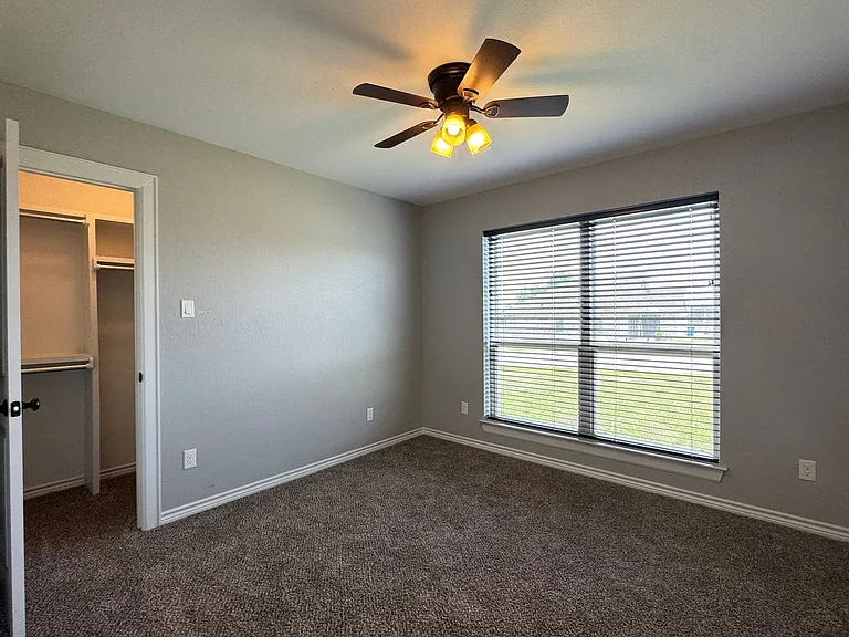 205 Meadow Ln — Photo 19
