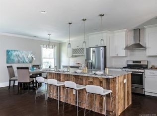 5230 Robinhood Rd, Charlotte, NC 28211