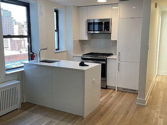 5th image of 308 W 30th St APT 9A