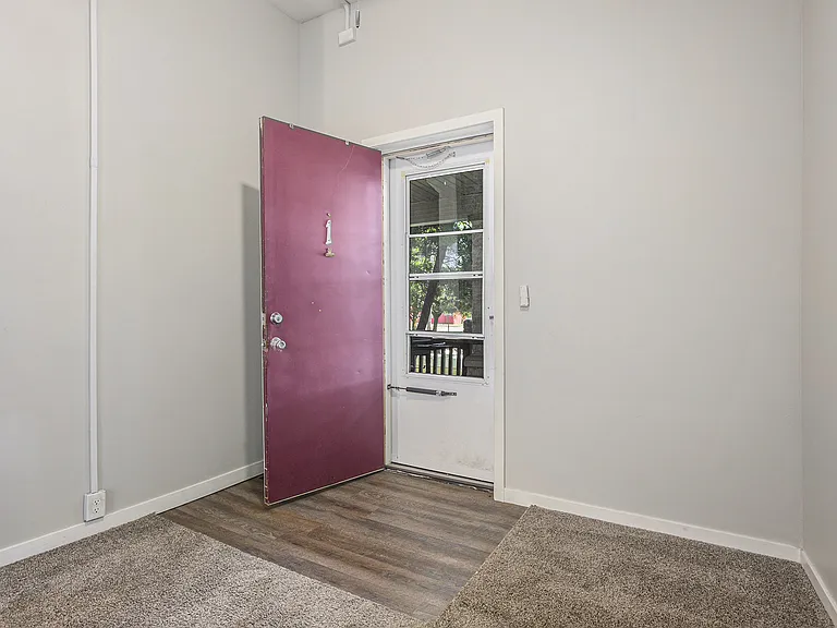 102 Paw St #1 — Photo 2