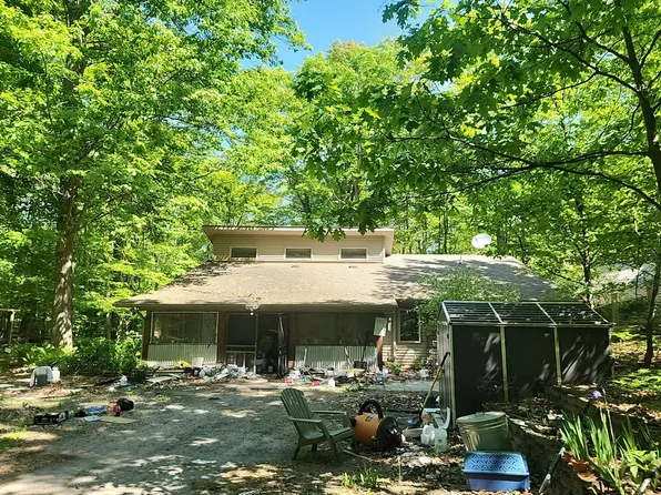 3735 1/8 Line Rd, West Branch, MI 48661