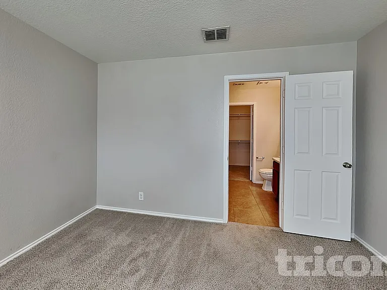 6510 Poseidon Way — Photo 6