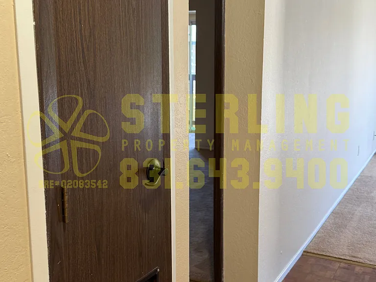 910 Wainwright Street - Monterey — Photo 10