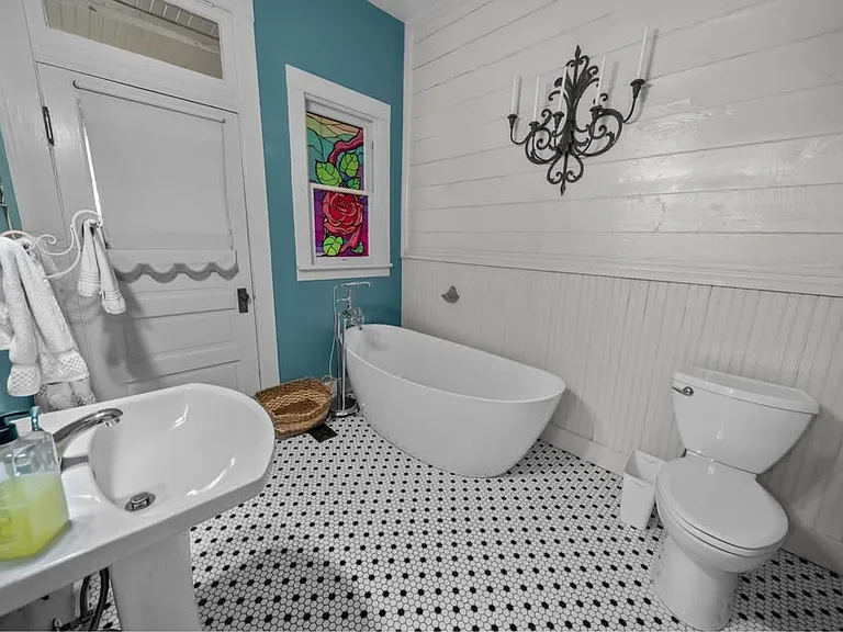 511 S Fannin Ave — Photo 32