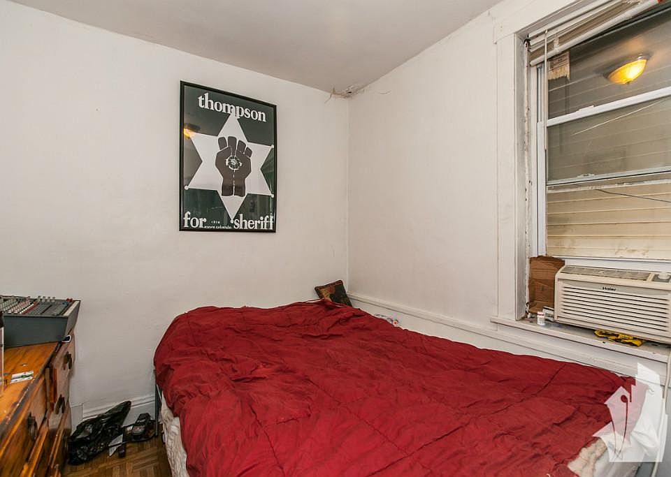 1st image of 3044 N California Ave