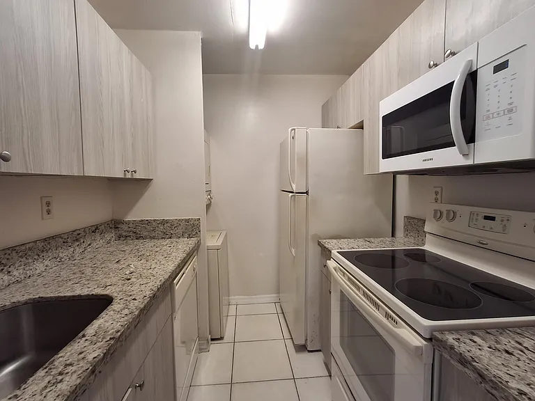 11506 Royal Palm Blvd #11506 — Photo 14