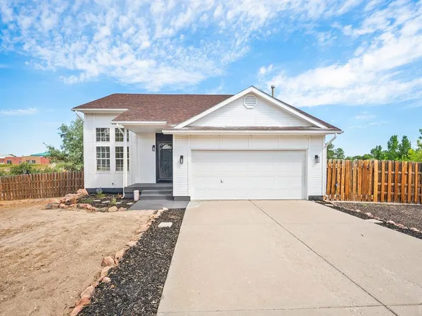 473 S Hook Ct, Pueblo West, CO 81007