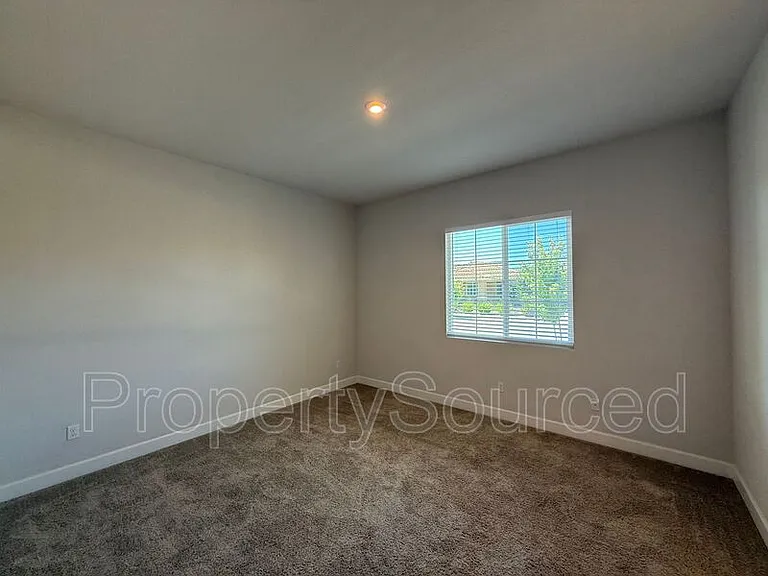 614 Madrone St — Photo 46