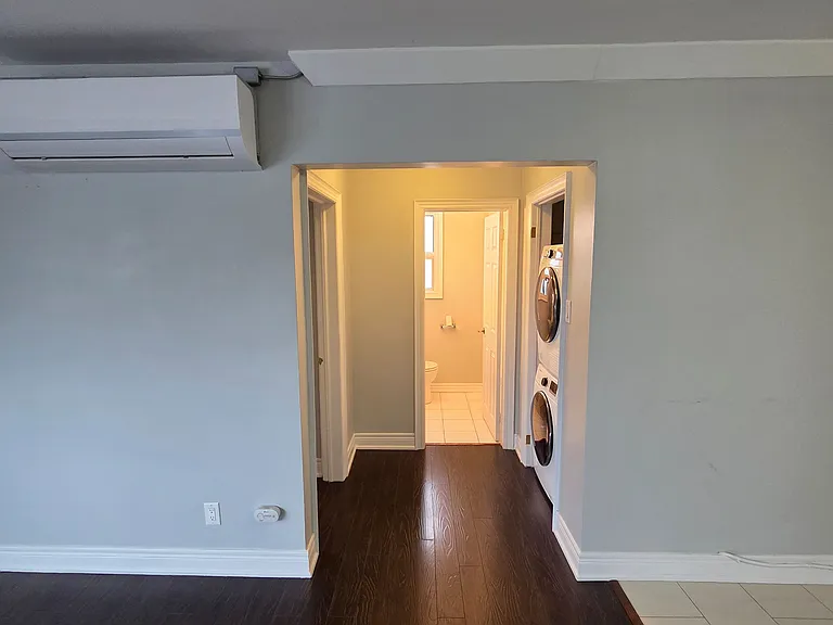 21 Scarlett Rd #1 — Photo 3