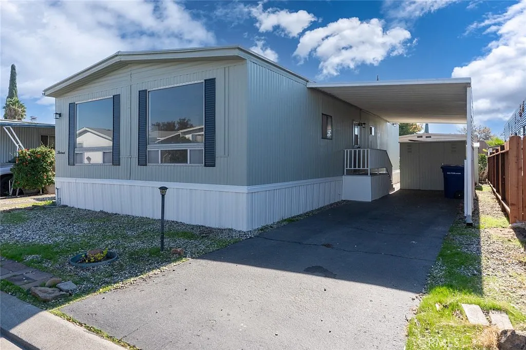 2621 Prescott Rd Space 127 photo 1