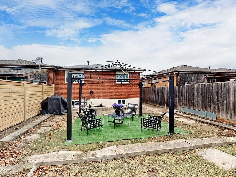 107 Spenvalley Dr #MAIN — Photo 17