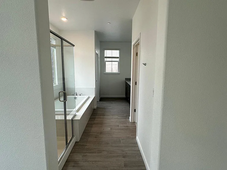 1667 Pena Ln — Photo 27
