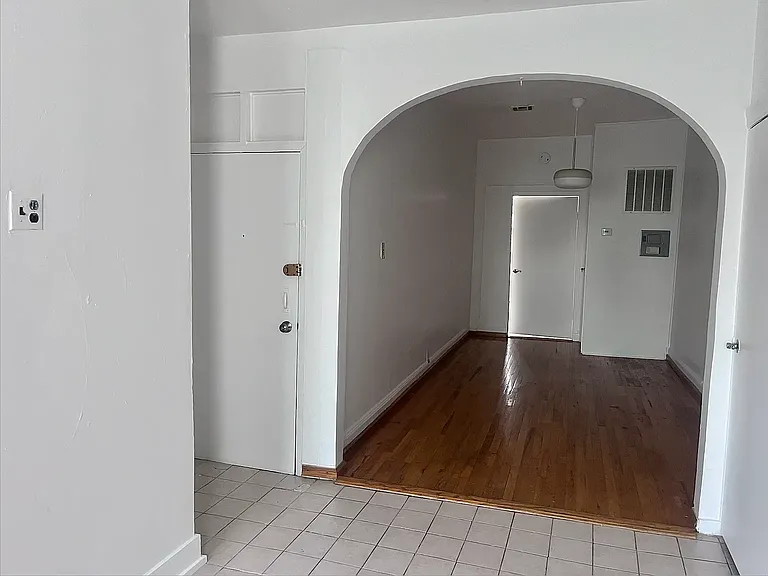 25 Beaver St #3L — Photo 3