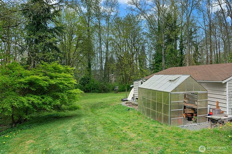 2nd image of 18005 83rd Avenue NE