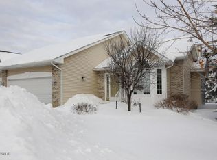 231 Potters Dr, Battle Creek, MI 49015