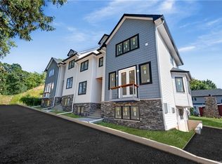 10 Ridge Ave #101, Spring Valley, NY 10977