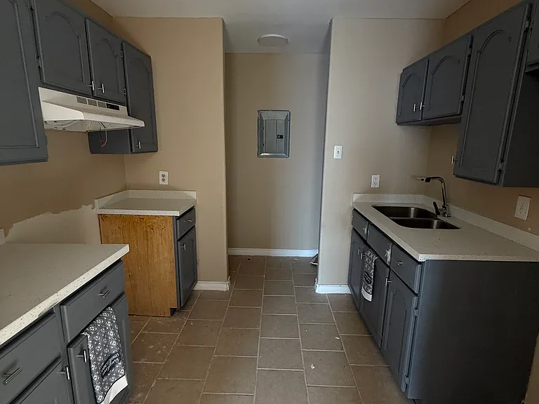 3215 Ligarde St #4 — Photo 7