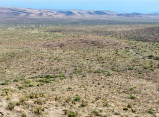 N Queen Dr, Dolan Springs, AZ 86441