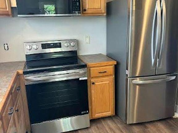 2nd image of 200-208 Mason St #200