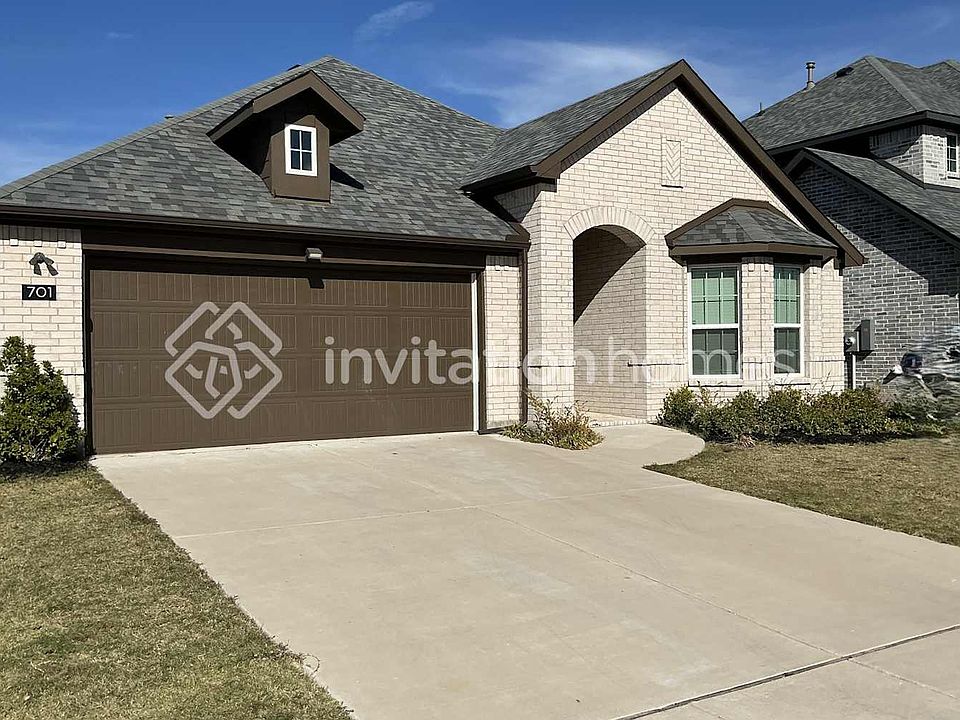 1st image of 701 Rain Barrel Pl
