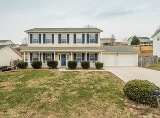 241 Nicely Trl, Powell, TN 37849