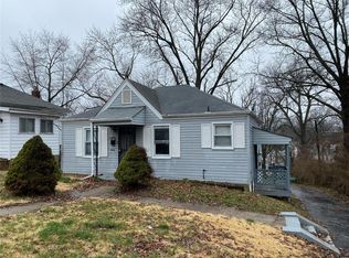 10041 McCartney Ln, Saint Louis, MO