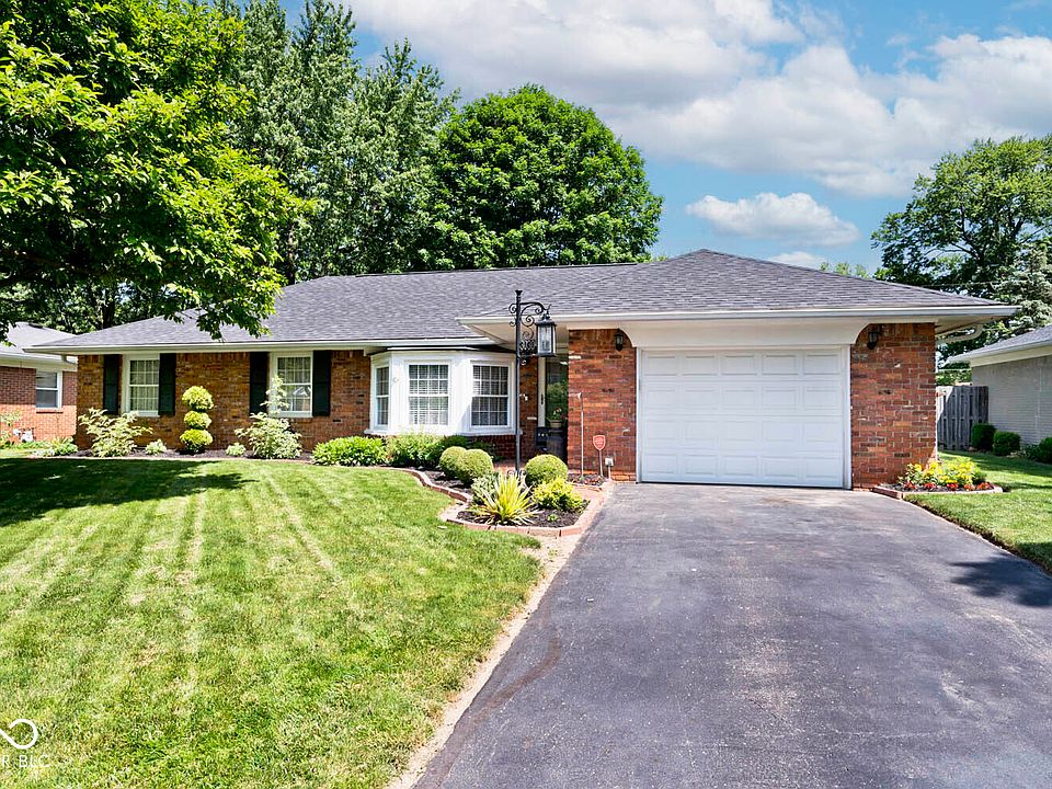 1st image of 3030 Earl Dr